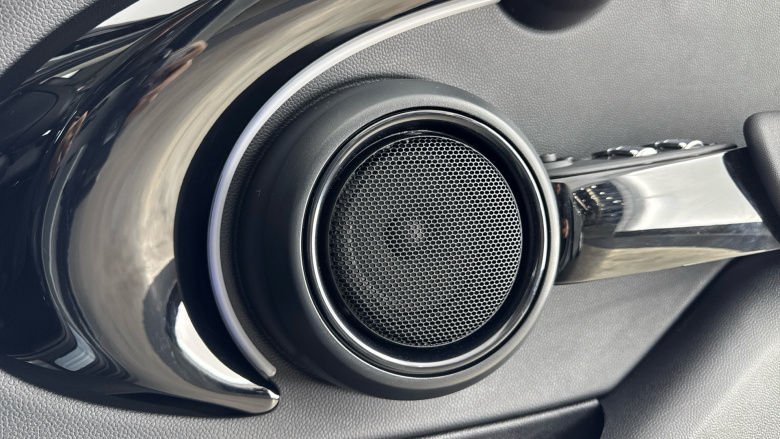 MINI Hatchback 1.5 Cooper Classic 5dr Auto [Nav Pack] Petrol Hatchback